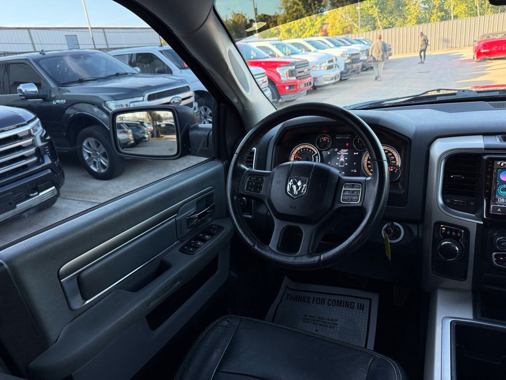 Ram 1500 Vehicle Full-screen Gallery Image 19