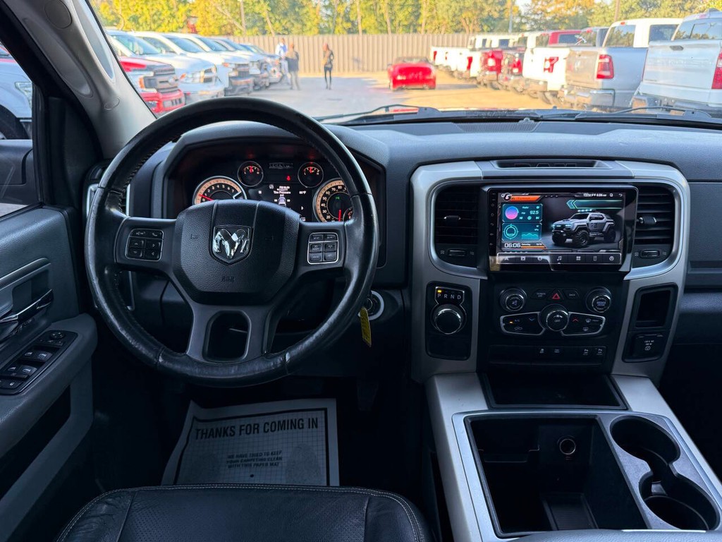 Ram 1500 Vehicle Full-screen Gallery Image 21