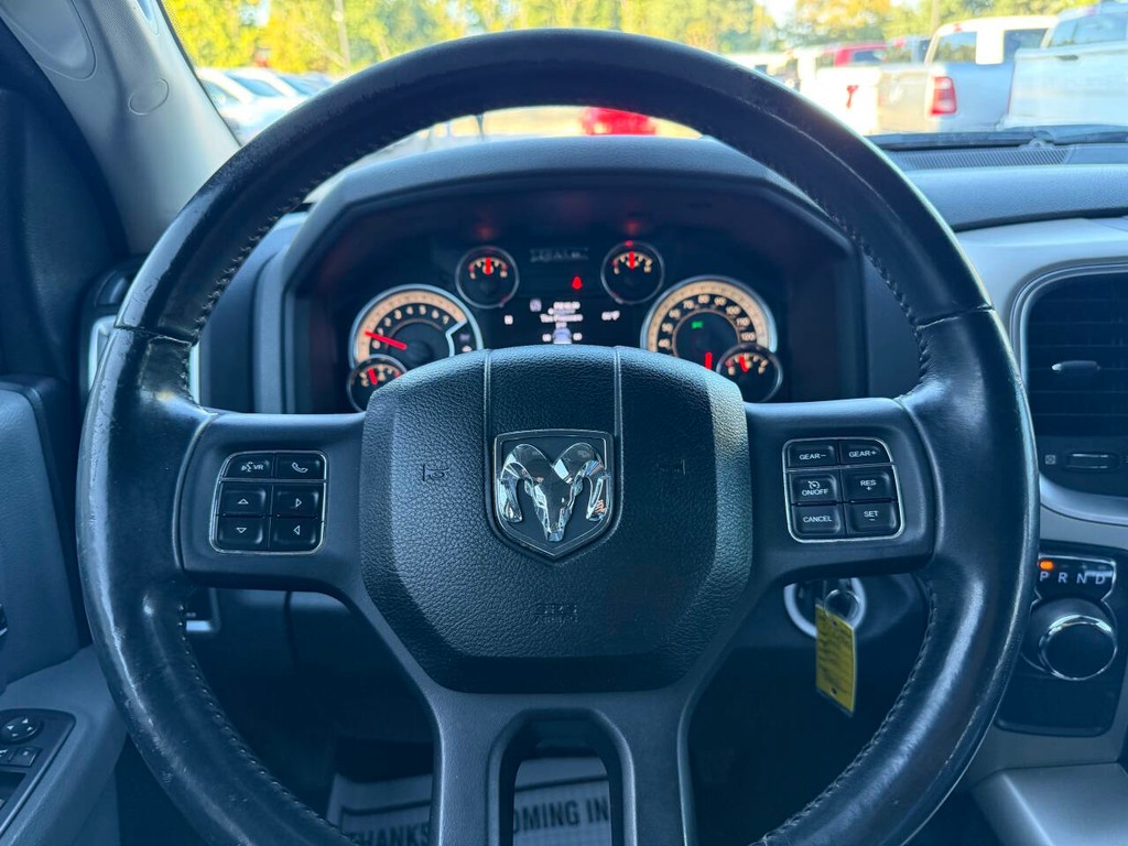 Ram 1500 Vehicle Full-screen Gallery Image 23