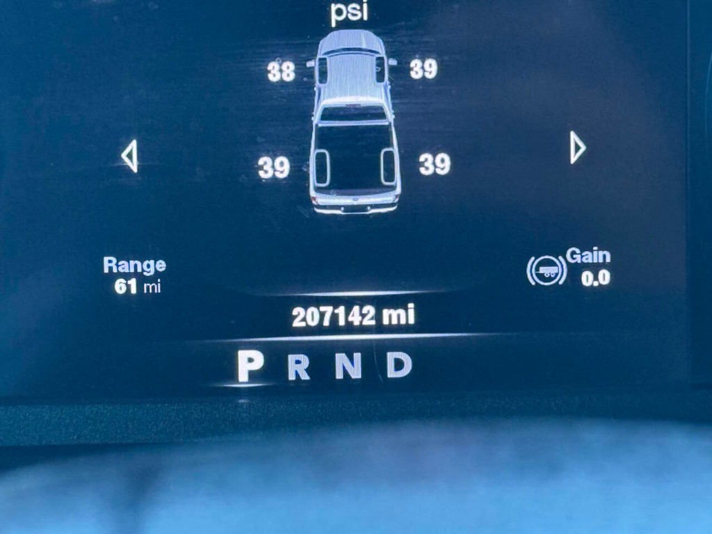Ram 1500 Vehicle Full-screen Gallery Image 31