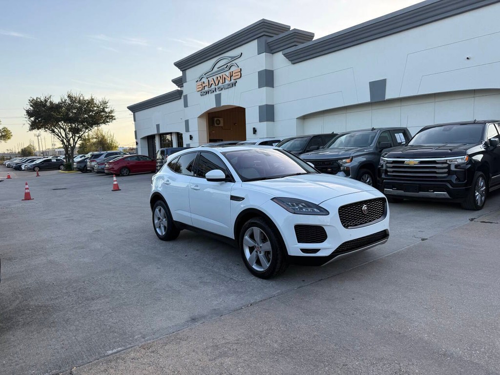 Jaguar E-PACE Vehicle Full-screen Gallery Image 02