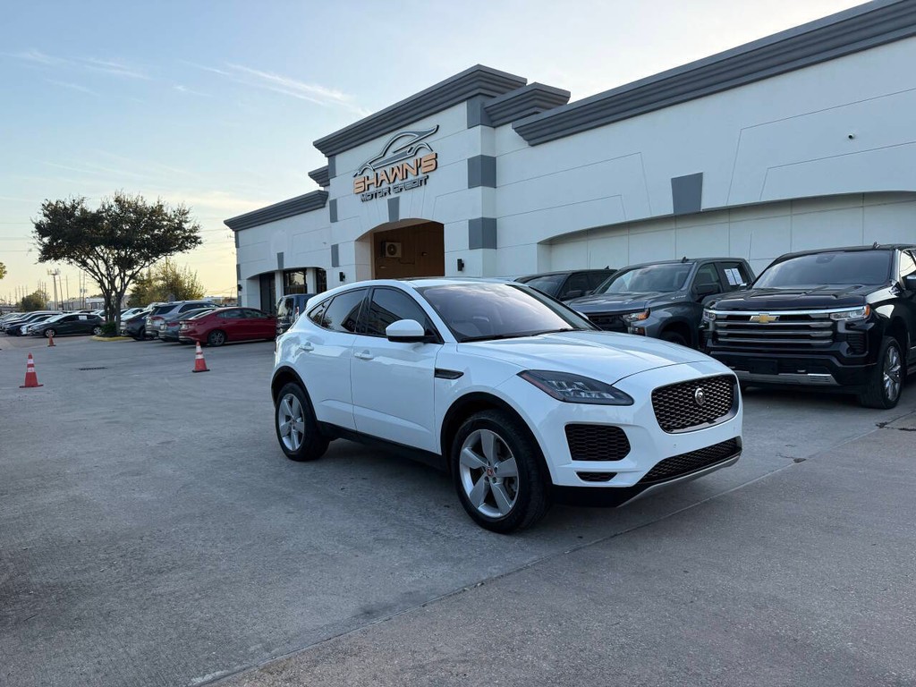 Jaguar E-PACE Vehicle Full-screen Gallery Image 42