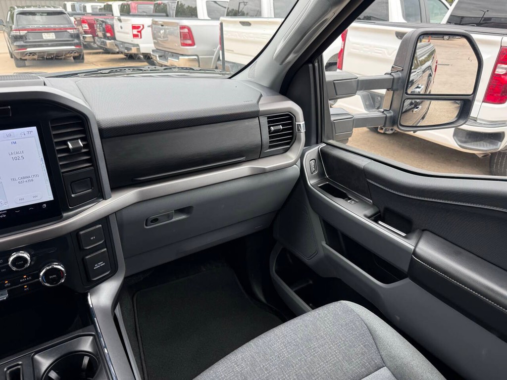 Ford F-150 Vehicle Full-screen Gallery Image 20