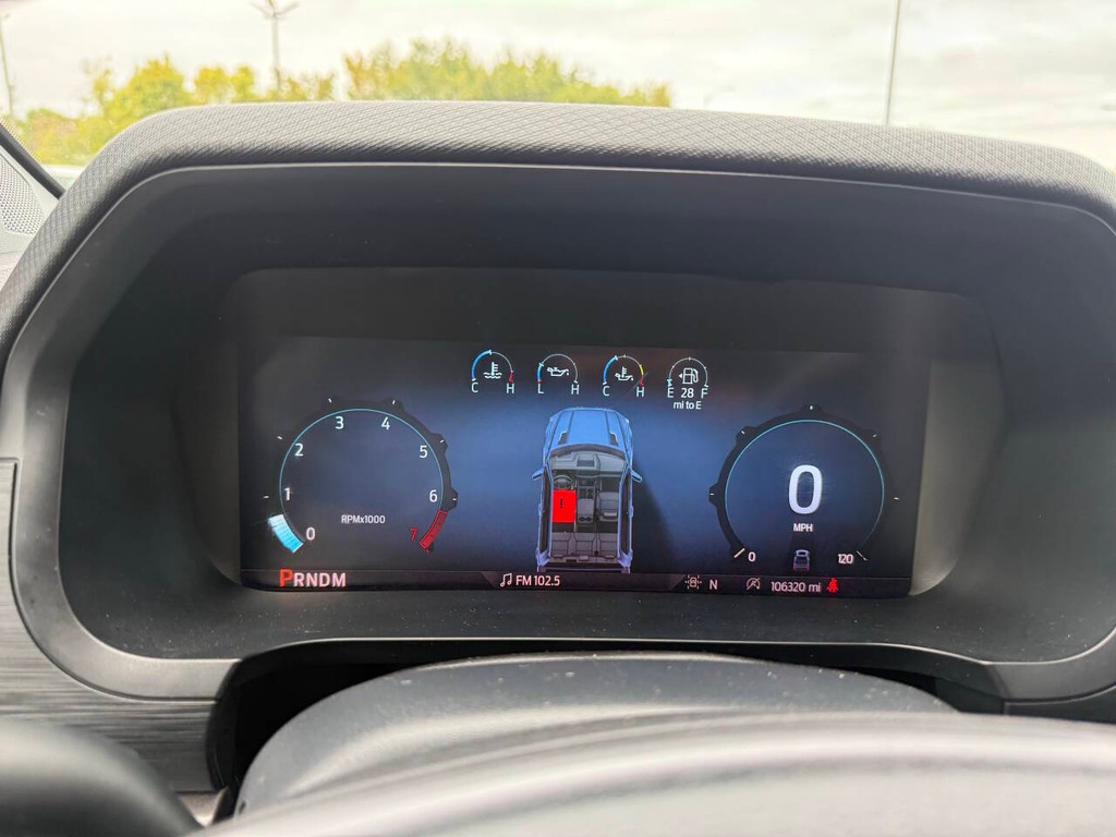 Ford F-150 Vehicle Full-screen Gallery Image 31