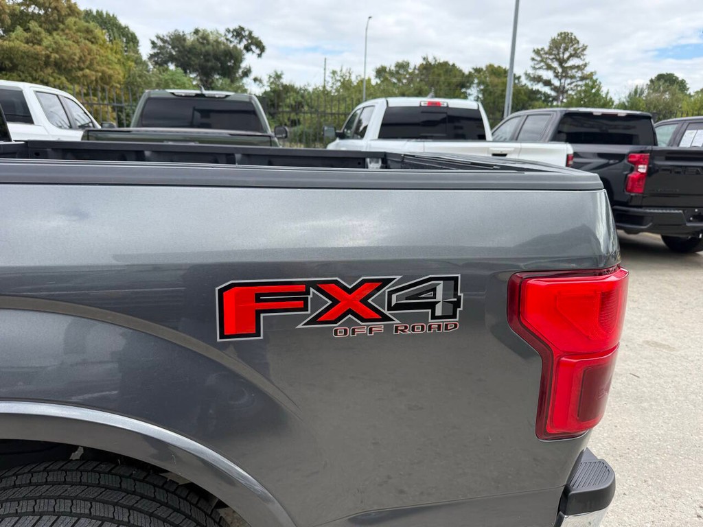 Ford F-150 Vehicle Full-screen Gallery Image 37