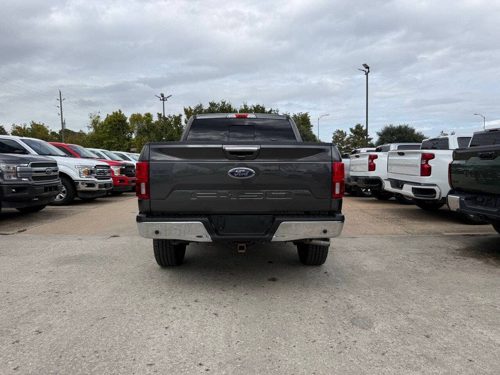 Ford F-150 Vehicle Full-screen Gallery Image 40
