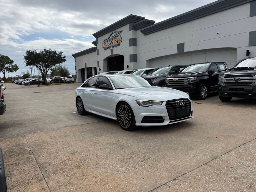 Audi A6 Vehicle Full-screen Gallery Image 02