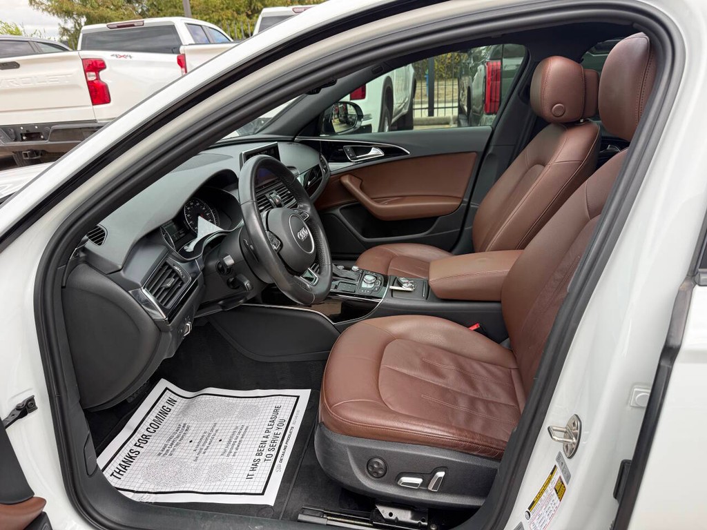 Audi A6 Vehicle Full-screen Gallery Image 07