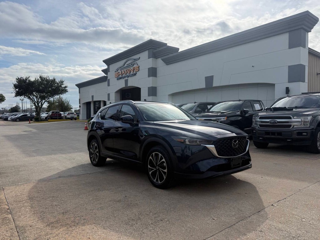 Mazda CX-5 Vehicle Full-screen Gallery Image 02