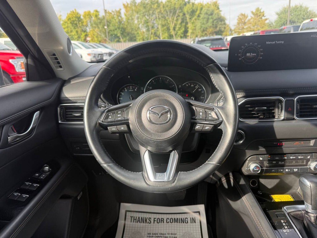Mazda CX-5 Vehicle Full-screen Gallery Image 22
