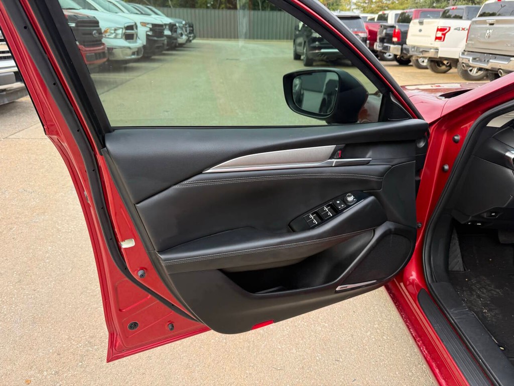Mazda Mazda6 Vehicle Full-screen Gallery Image 08
