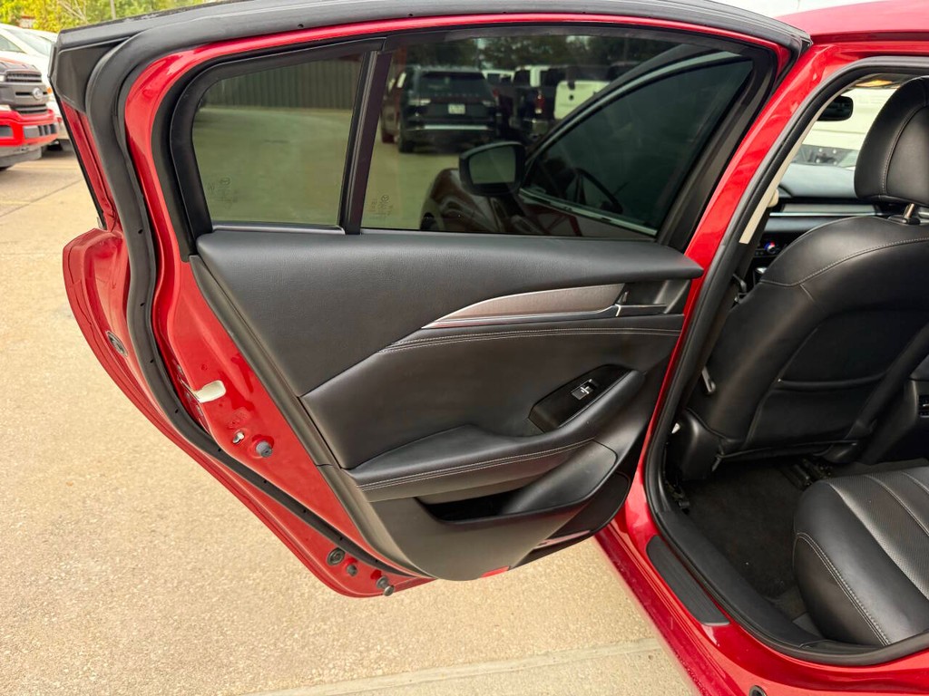 Mazda Mazda6 Vehicle Full-screen Gallery Image 14