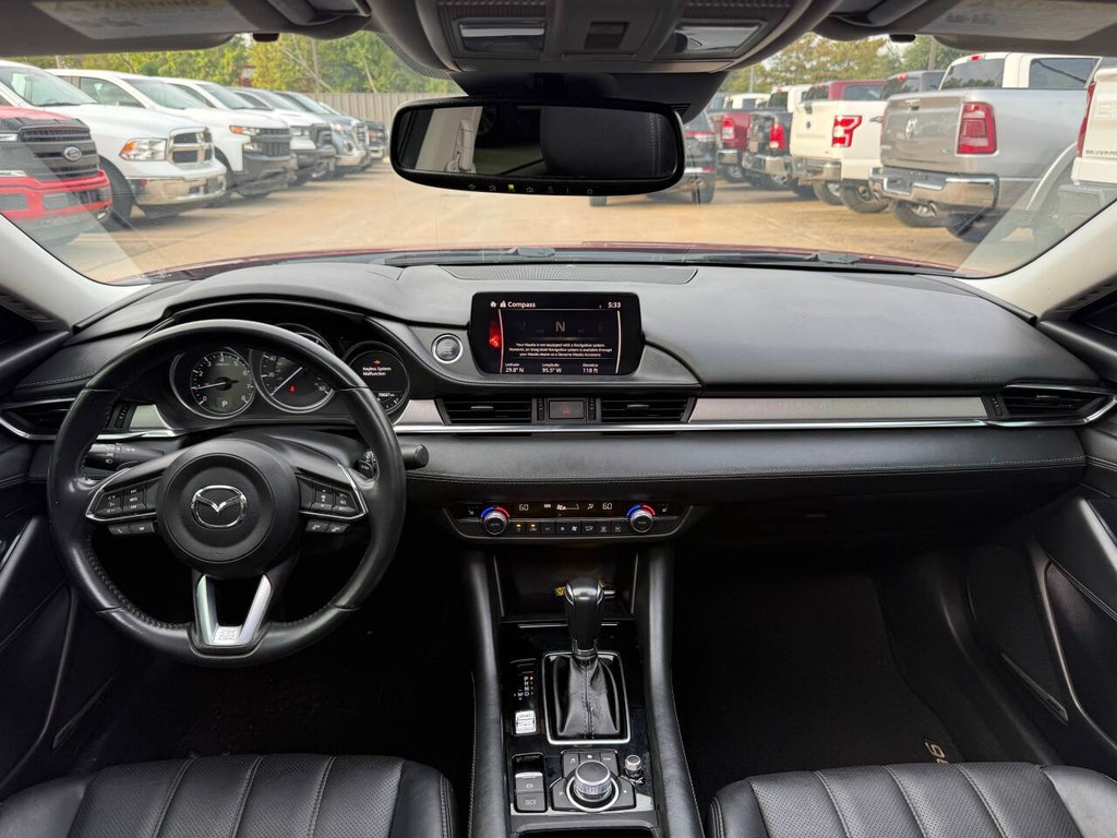 Mazda Mazda6 Vehicle Full-screen Gallery Image 17