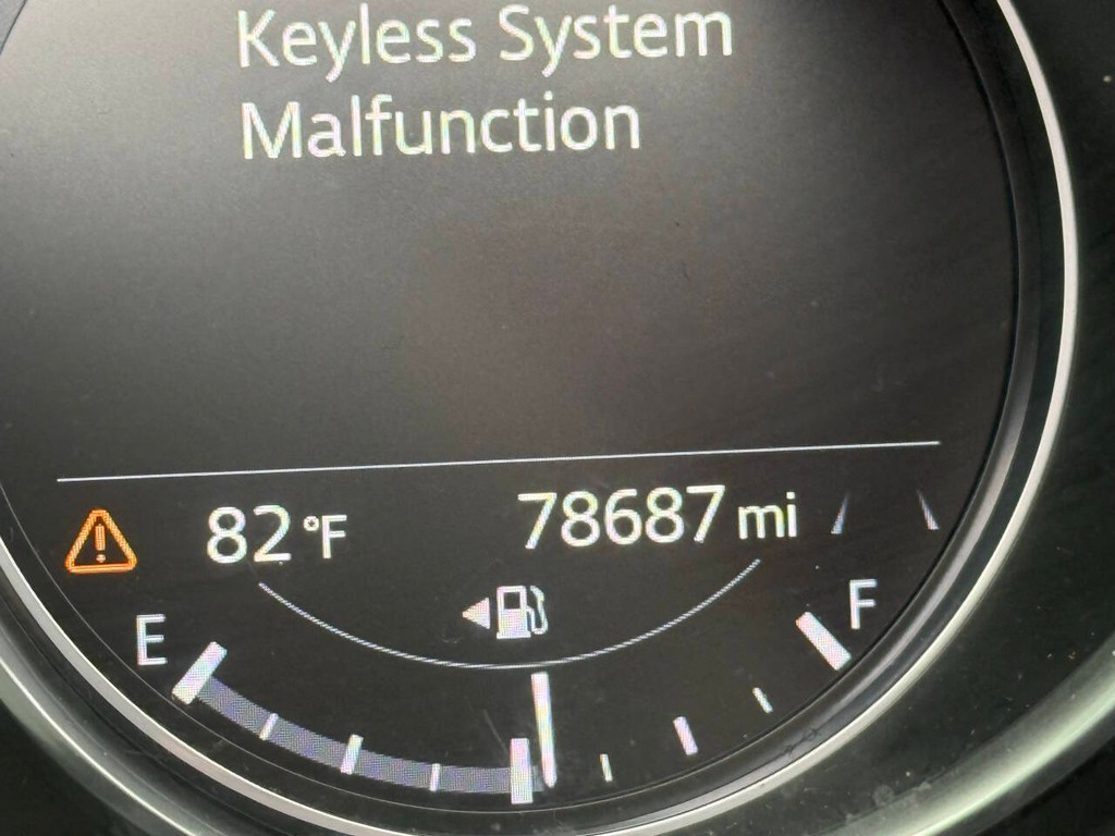 Mazda Mazda6 Vehicle Full-screen Gallery Image 32