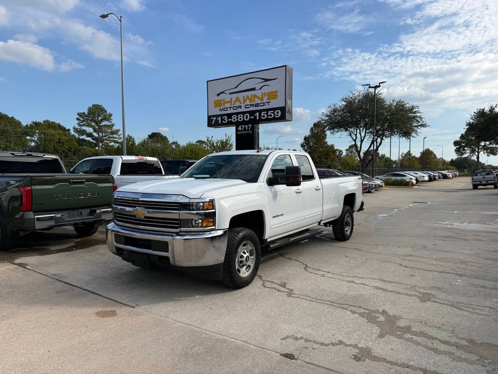 Chevrolet Silverado 2500HD Vehicle Full-screen Gallery Image 03