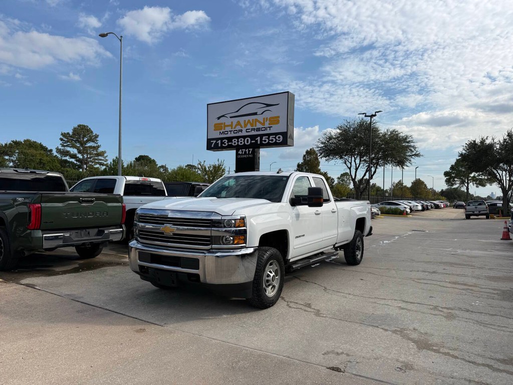 Chevrolet Silverado 2500HD Vehicle Full-screen Gallery Image 42