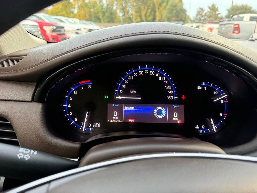 Cadillac XTS Vehicle Full-screen Gallery Image 31