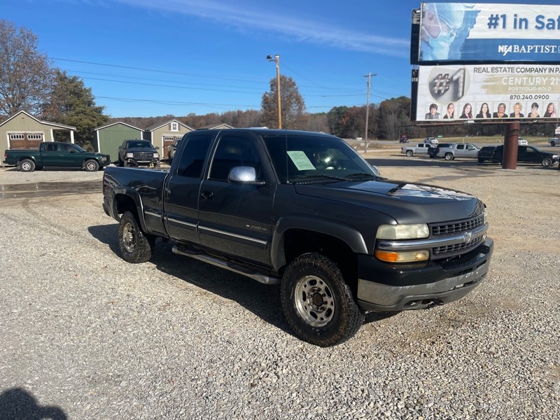 Chevrolet SILVERADO 2500 Vehicle Full-screen Gallery Image 3