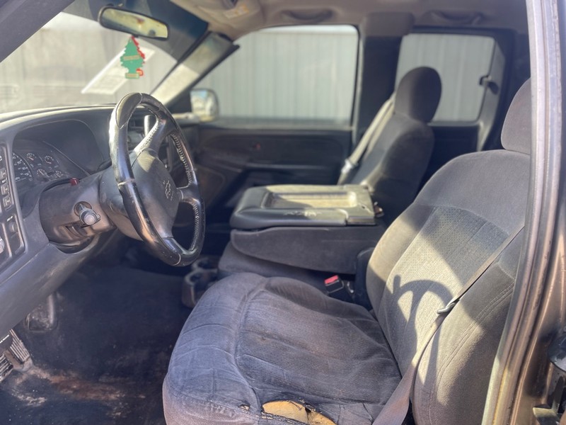 Chevrolet SILVERADO 2500 Vehicle Full-screen Gallery Image 6