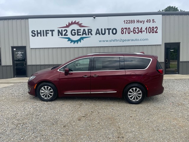 more details - chrysler pacifica