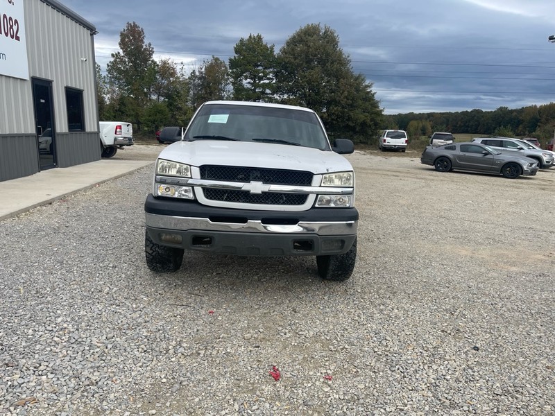 Chevrolet Silverado 1500 Vehicle Full-screen Gallery Image 2