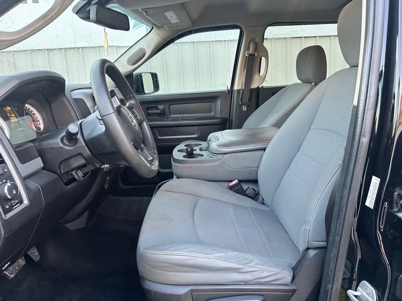 Ram 1500 Vehicle Full-screen Gallery Image 6