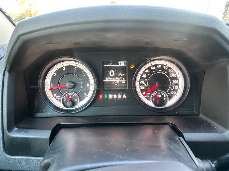 Ram 1500 Vehicle Full-screen Gallery Image 10