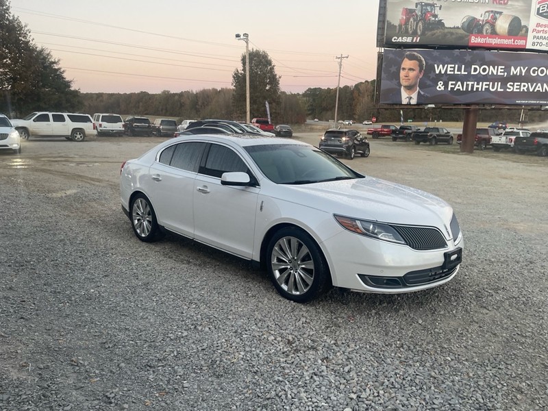 Lincoln MKS Vehicle Full-screen Gallery Image 3