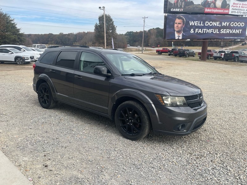 Dodge Journey Vehicle Full-screen Gallery Image 3