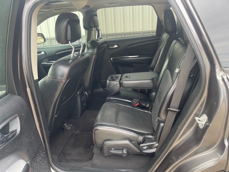 Dodge Journey Vehicle Full-screen Gallery Image 6