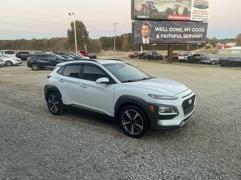 Hyundai Kona Vehicle Full-screen Gallery Image 3