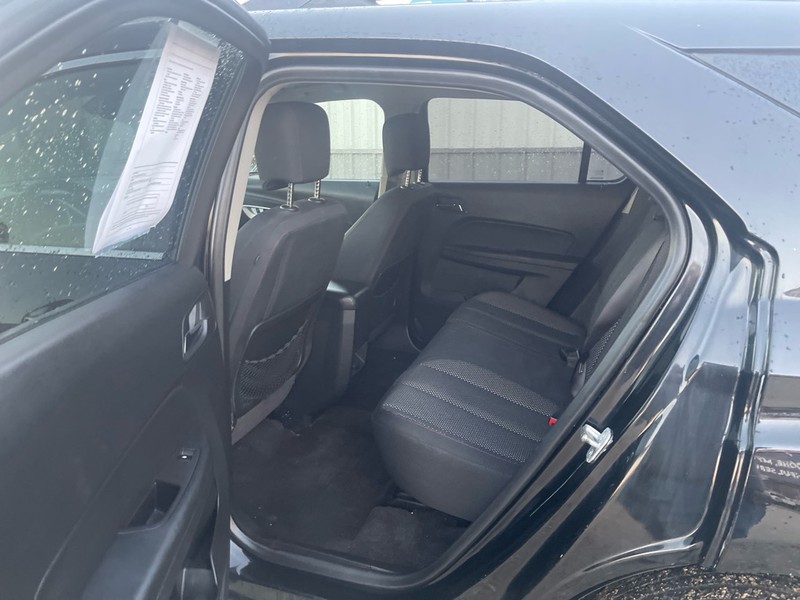 Chevrolet Equinox Vehicle Full-screen Gallery Image 5