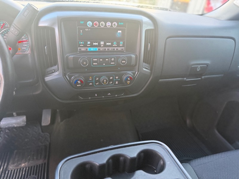 Chevrolet Silverado 1500 Vehicle Full-screen Gallery Image 7