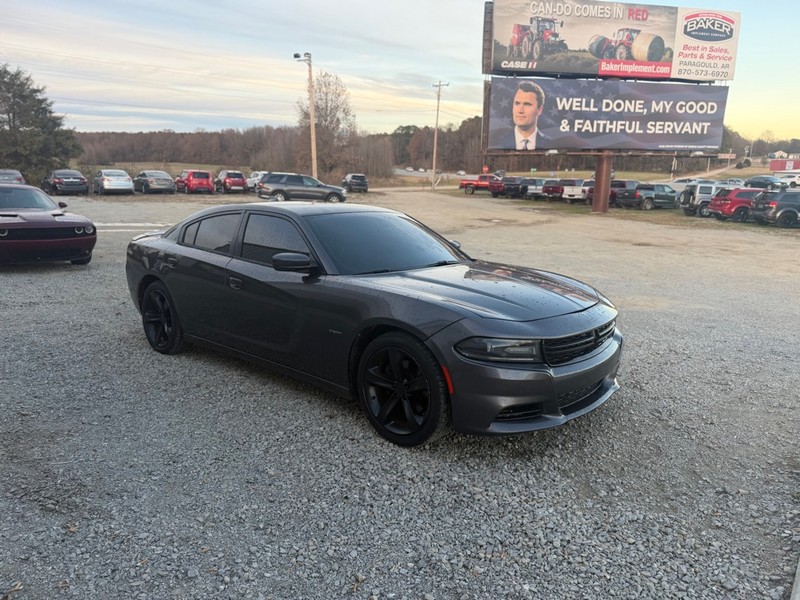 Dodge Charger Vehicle Full-screen Gallery Image 3