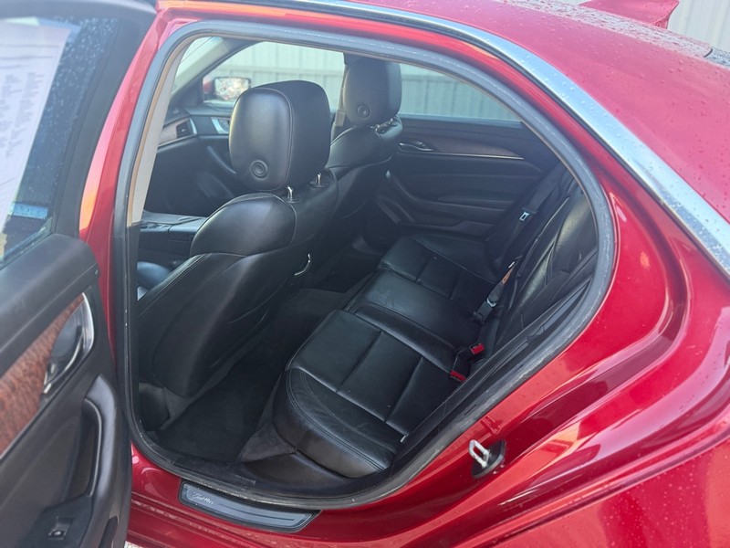 Cadillac CTS Vehicle Full-screen Gallery Image 5