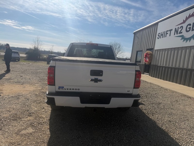 Chevrolet Silverado 1500 Vehicle Full-screen Gallery Image 4