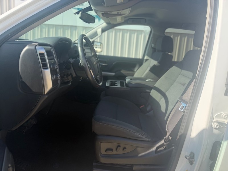 Chevrolet Silverado 1500 Vehicle Full-screen Gallery Image 6