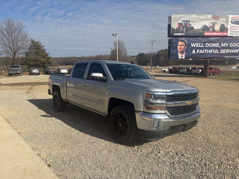 Chevrolet SILVERADO 1500 Vehicle Full-screen Gallery Image 3