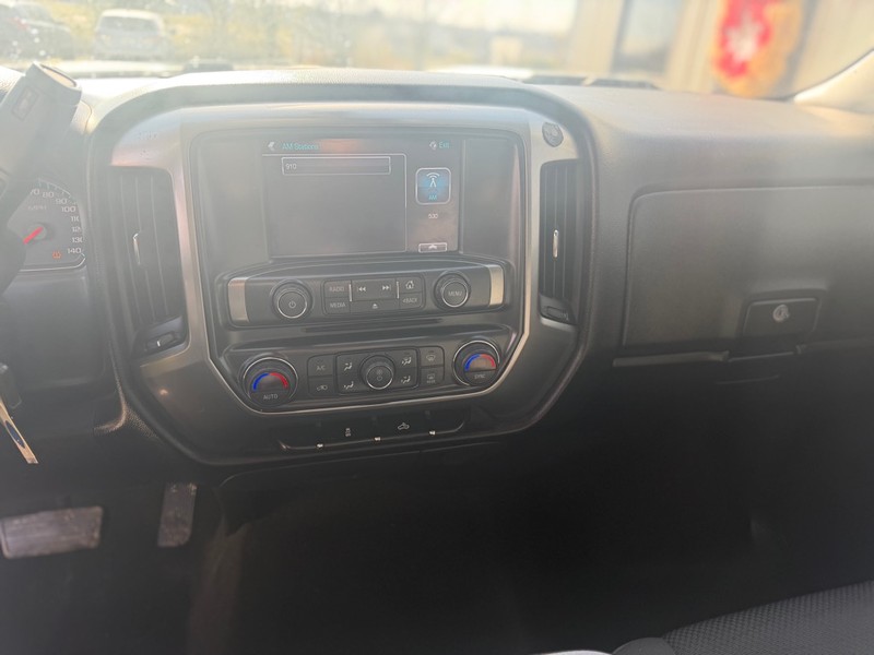 Chevrolet SILVERADO 1500 Vehicle Full-screen Gallery Image 7