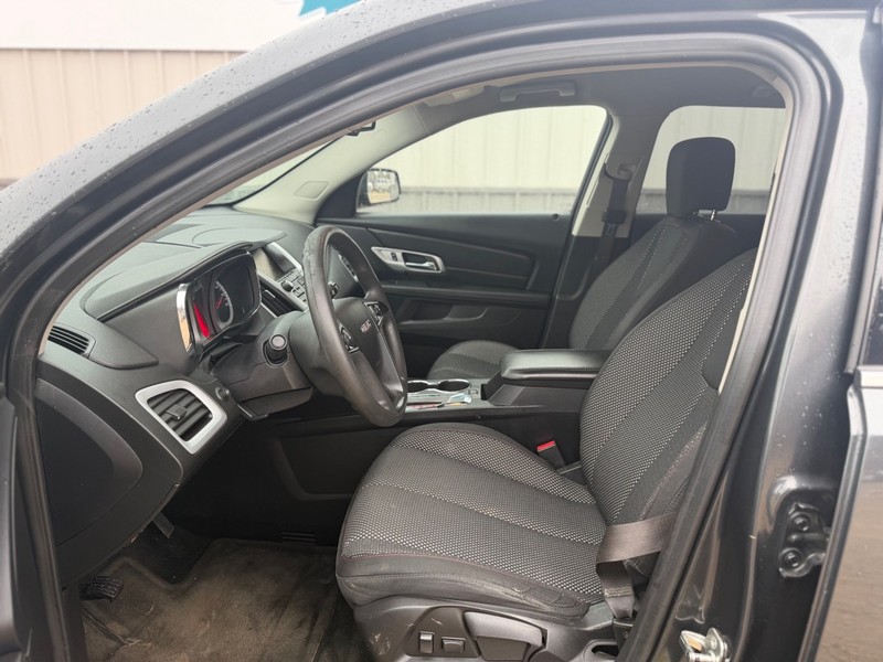 GMC Terrain Vehicle Full-screen Gallery Image 6