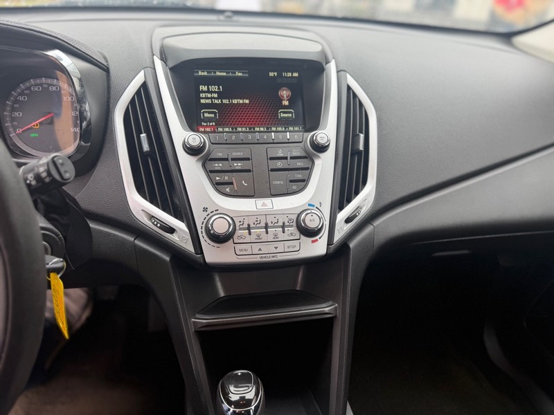 GMC Terrain Vehicle Full-screen Gallery Image 7