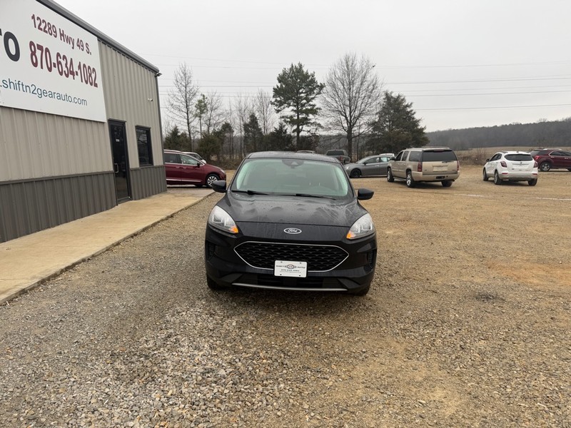 Ford Escape Vehicle Full-screen Gallery Image 2