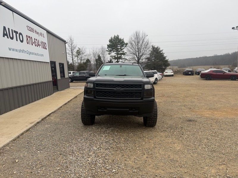 Chevrolet Silverado 1500 Vehicle Full-screen Gallery Image 2