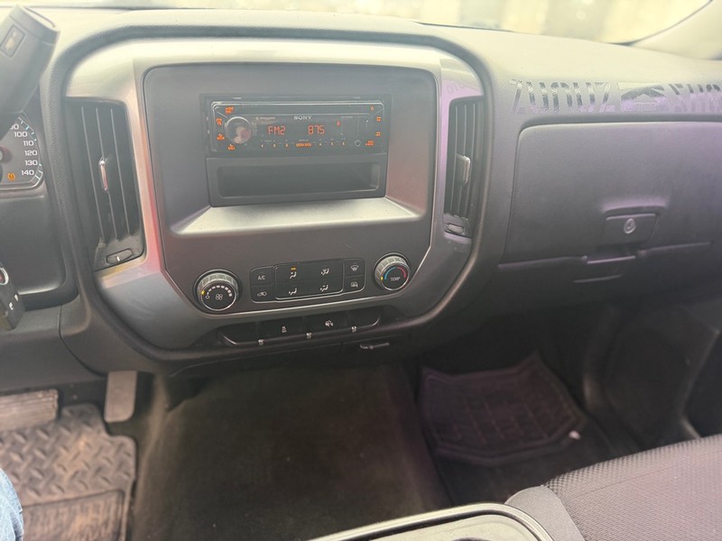 Chevrolet Silverado 1500 Vehicle Full-screen Gallery Image 7