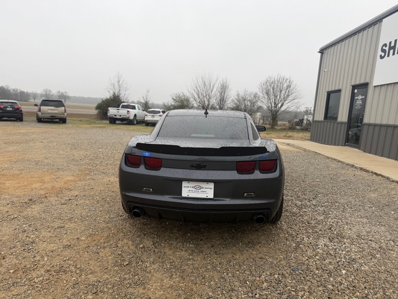 Chevrolet Camaro Vehicle Full-screen Gallery Image 4