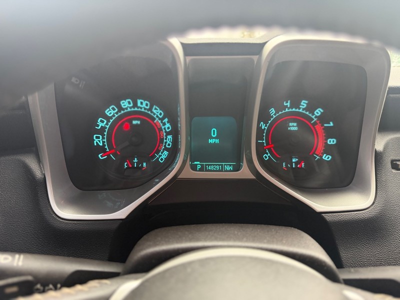 Chevrolet Camaro Vehicle Full-screen Gallery Image 9