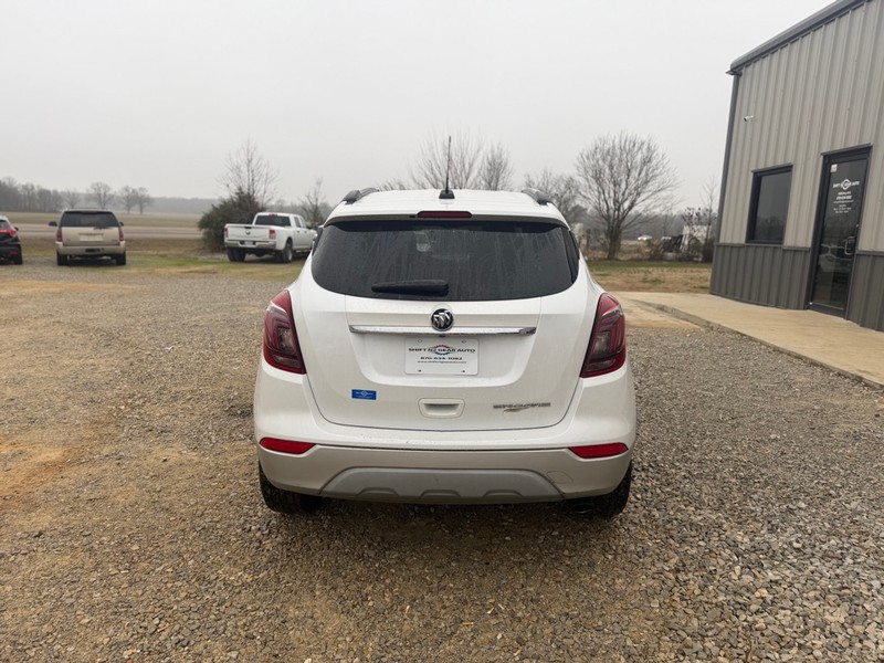 Buick Encore Vehicle Full-screen Gallery Image 4