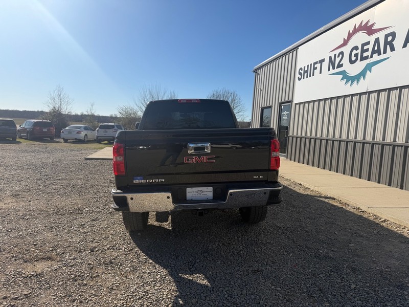 GMC Sierra 1500 Vehicle Full-screen Gallery Image 4