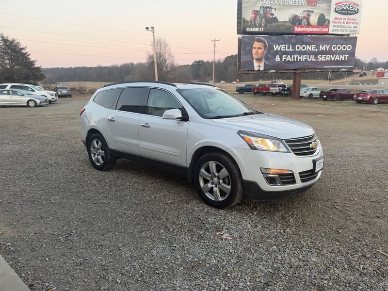 Chevrolet Traverse Vehicle Full-screen Gallery Image 3