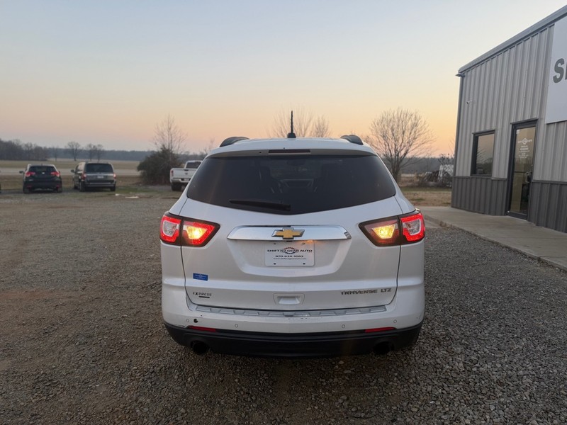 Chevrolet Traverse Vehicle Full-screen Gallery Image 4